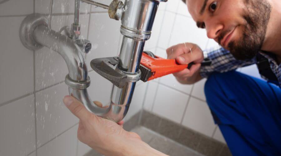 Professional same day plumber services in Evansdale, IA